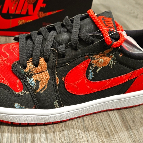 Jordan 1 low Chinese new years og - Picture 1 of 8